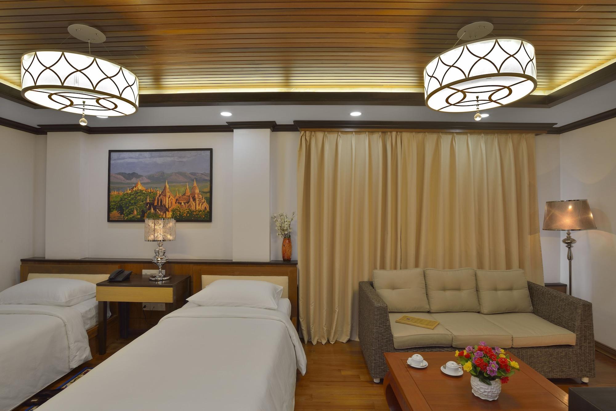 The Regency Hotel Bagan Buitenkant foto
