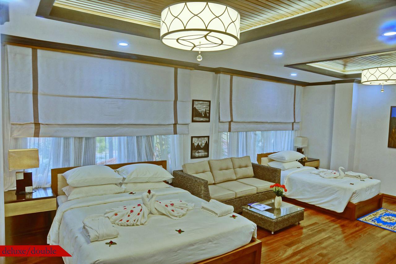 The Regency Hotel Bagan Buitenkant foto