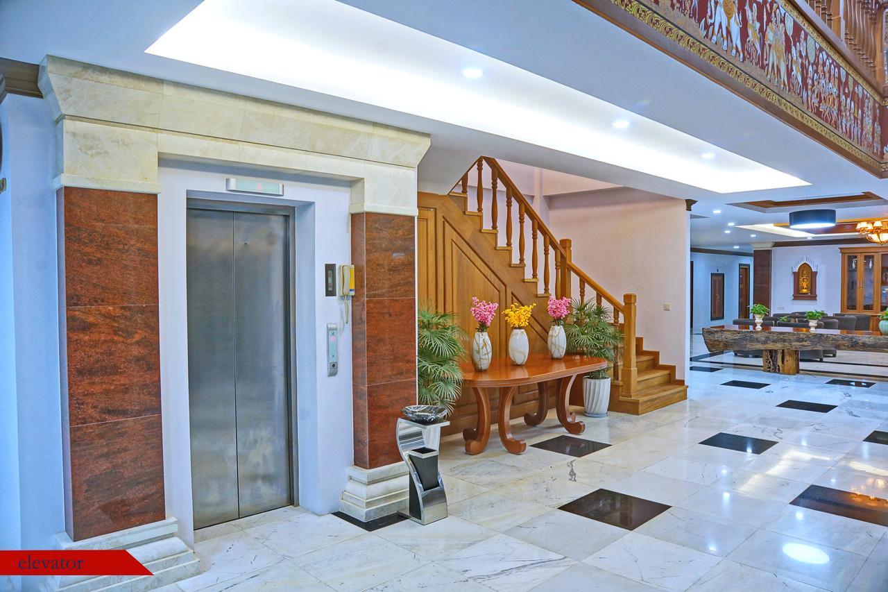 The Regency Hotel Bagan Buitenkant foto