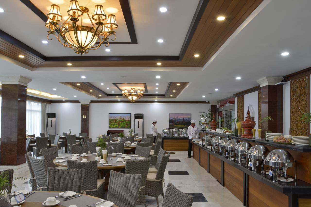 The Regency Hotel Bagan Buitenkant foto