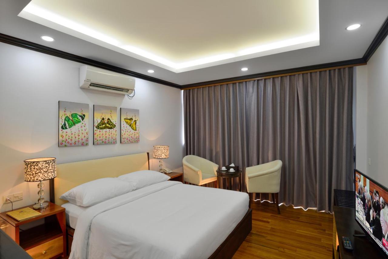 The Regency Hotel Bagan Buitenkant foto